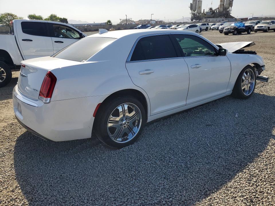 50322276 :رقم المزاد ، 2C3CCAAG2FH853451 vin ، 2015 Chrysler 300 مزاد بيع