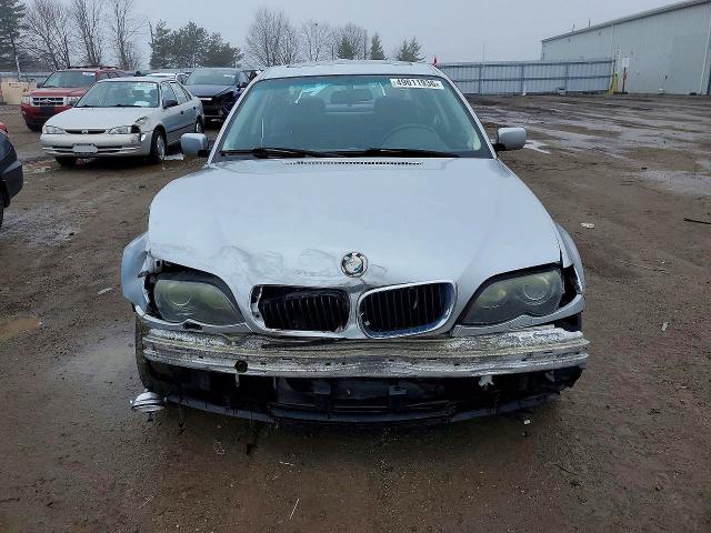 49611936 :رقم المزاد ، WBAEU33492PF64959 vin ، 2002 Bmw 325 مزاد بيع