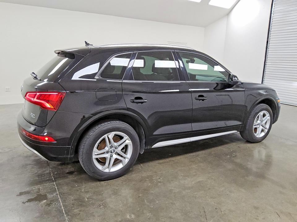 Продаж на аукціоні авто 2018 Audi Q5, vin: WA1ANAFY8J2161057, номер лоту: 47655286