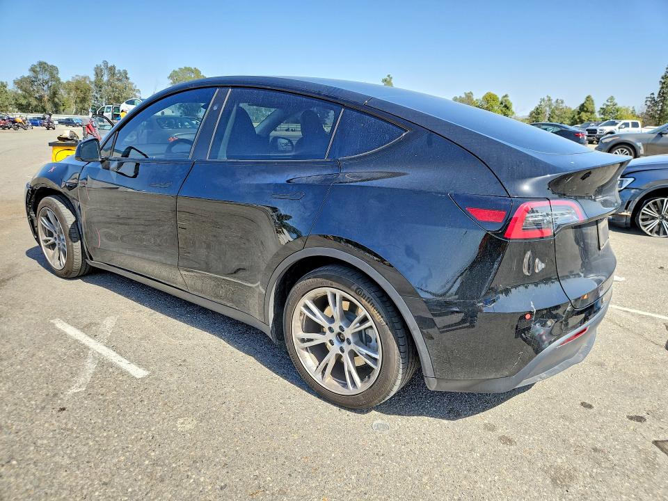 Продажа на аукционе авто 2024 Tesla Model Y, vin: 7SAYGAEEXRF993887, номер лота: 49164936