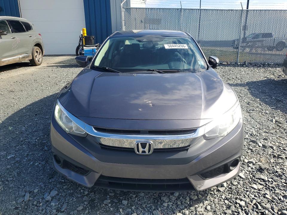 50445266 :رقم المزاد ، 2HGFC2F62JH017793 vin ، 2018 Honda Civic Se 4dr مزاد بيع