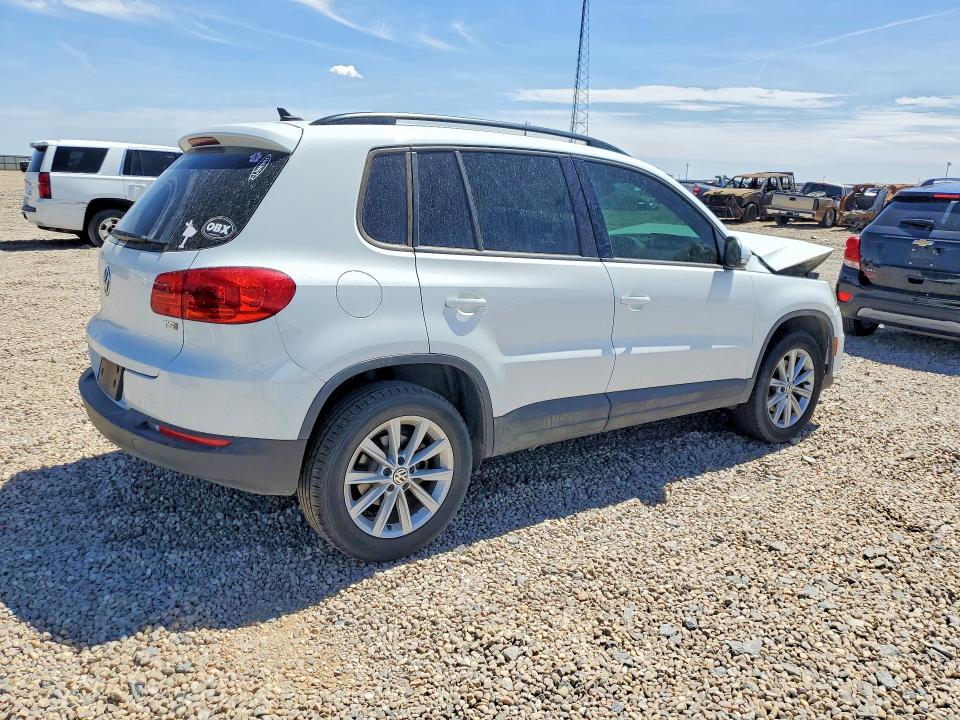 2018 Volkswagen Tiguan Limited მანქანა იყიდება აუქციონზე, vin: WVGAV7AX8JK005247, აუქციონის ნომერი: 49853176