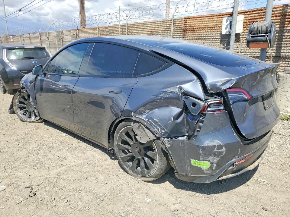 49822186 :رقم المزاد ، 7SAYGDEE0PF620260 vin ، 2023 Tesla Model Y مزاد بيع