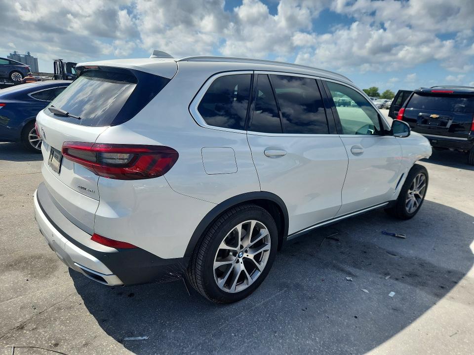 Aukcja sprzedaży 2021 Bmw X5, vin: 5UXCR4C01M9H71981, numer aukcji: 48935756