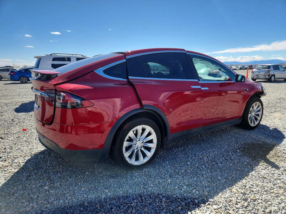 2018 Tesla Model X მანქანა იყიდება აუქციონზე, vin: 5YJXCBE27JF109344, აუქციონის ნომერი: 48774266