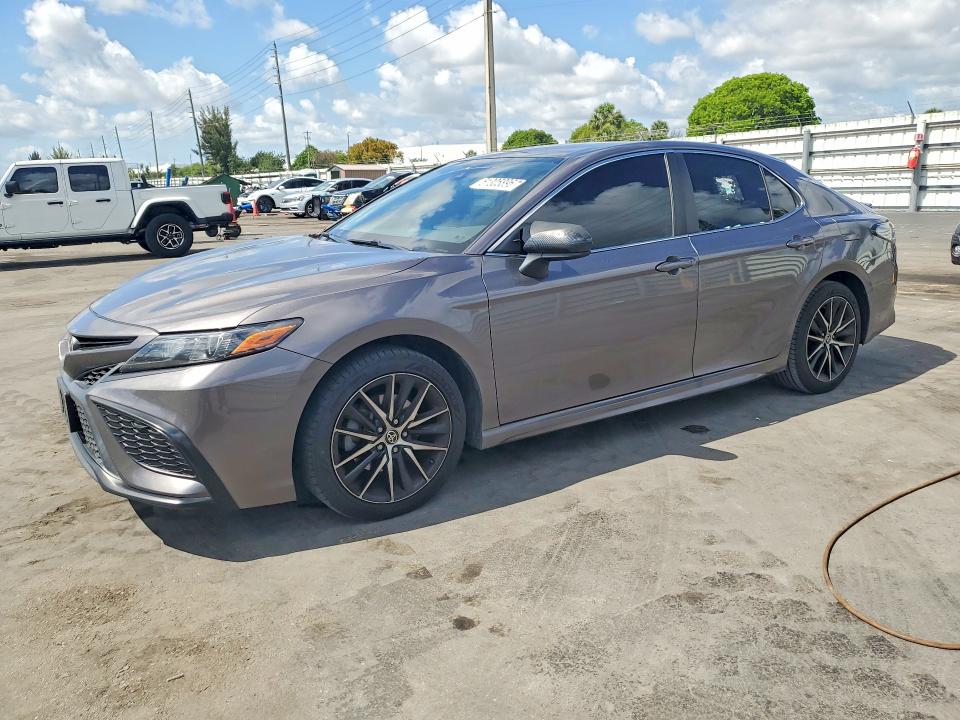 Aukcja sprzedaży 2021 Toyota Camry, vin: 4T1G11AK6MU604549, numer aukcji: 51305896