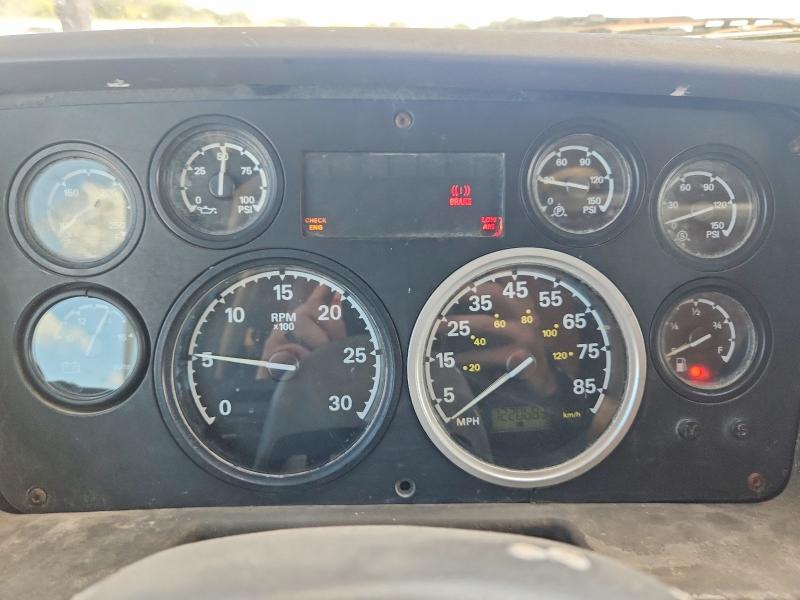 49820646 :رقم المزاد ، 2FZHCMCVX5AN91316 vin ، 2005 Sterling Truck Lc مزاد بيع