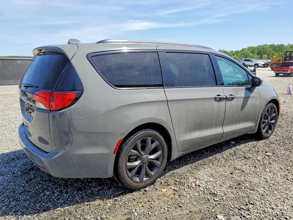 Auction sale of the 2020 Chrysler Pacifica, vin: 2C4RC1EG8LR267004, lot number: 50585696
