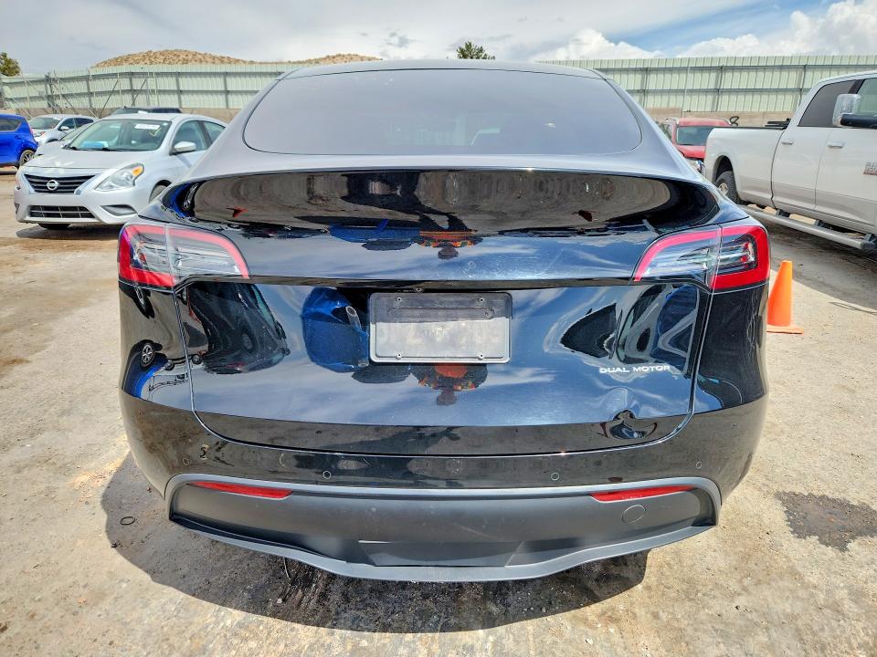 2021 Tesla Model Y მანქანა იყიდება აუქციონზე, vin: 5YJYGAEE4MF113143, აუქციონის ნომერი: 50579786