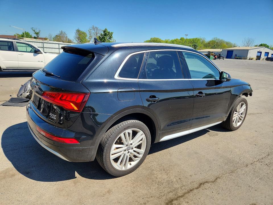 51462146 :رقم المزاد ، WA1BNAFY6J2009315 vin ، 2018 Audi Q5 مزاد بيع