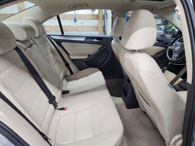 Продаж на аукціоні авто 2011 Volkswagen Jetta, vin: 3VW3L7AJ7BM072184, номер лоту: 48575526