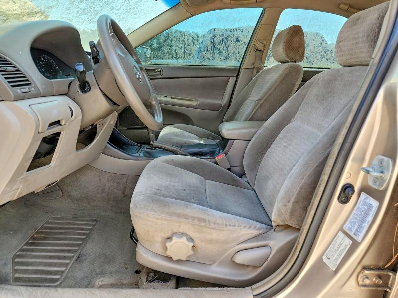 49041026 :رقم المزاد ، 4T1BE32K32U035939 vin ، 2002 Toyota Camry مزاد بيع