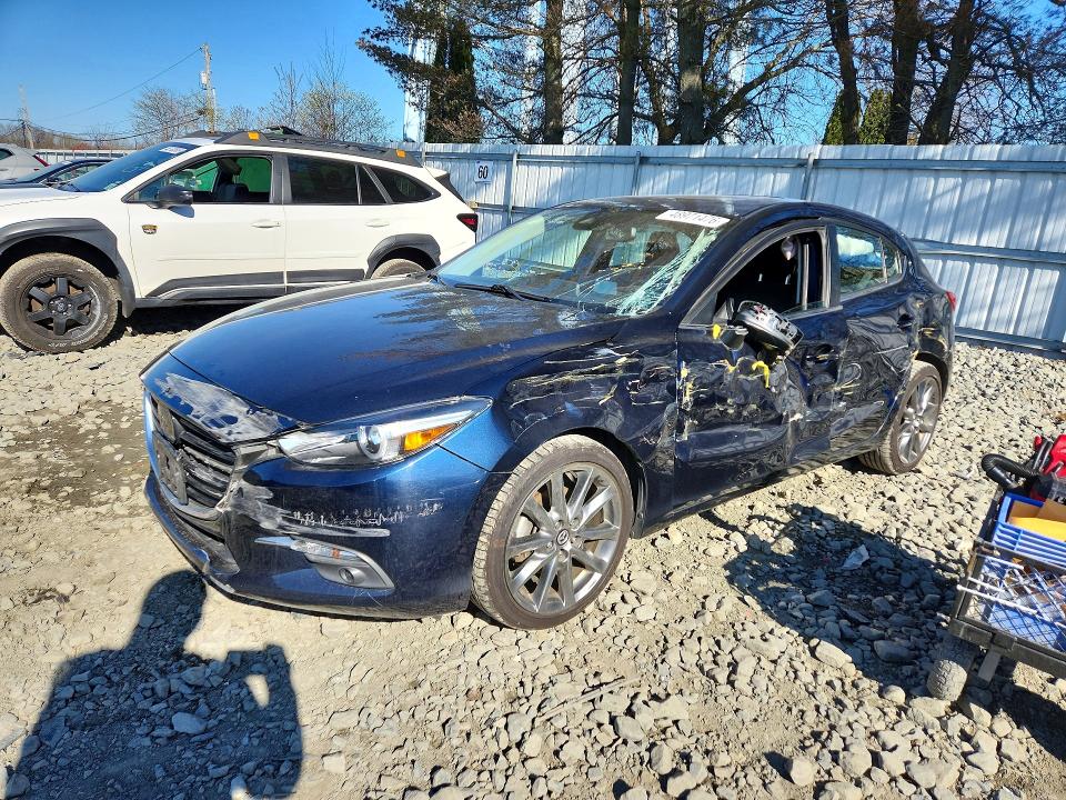 48971476 :رقم المزاد ، 3MZBN1M38JM270108 vin ، 2018 Mazda 3 مزاد بيع