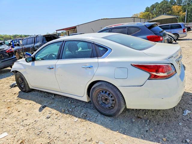 Продаж на аукціоні авто 2015 Nissan Altima, vin: 1N4AL3AP3FC276968, номер лоту: 48988726