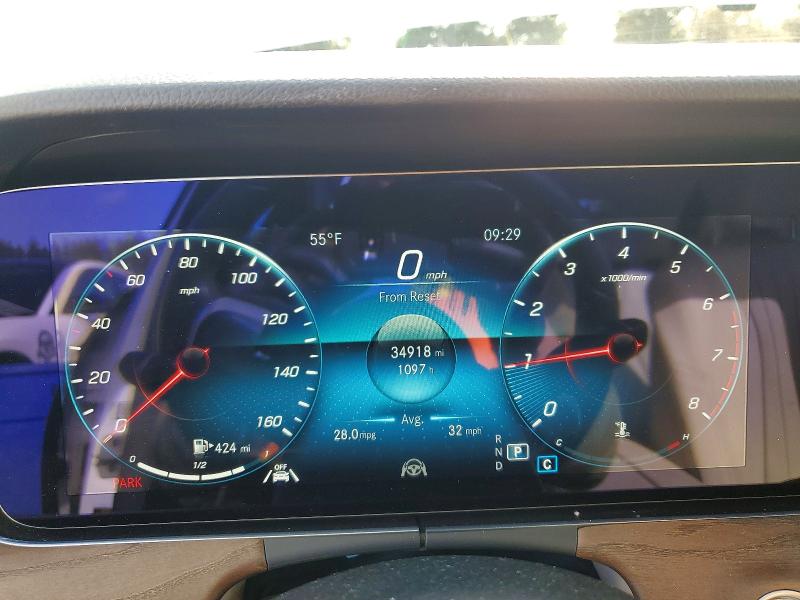 50518586 :رقم المزاد ، W1KZF8EB8MA933813 vin ، 2021 Mercedes-benz E مزاد بيع