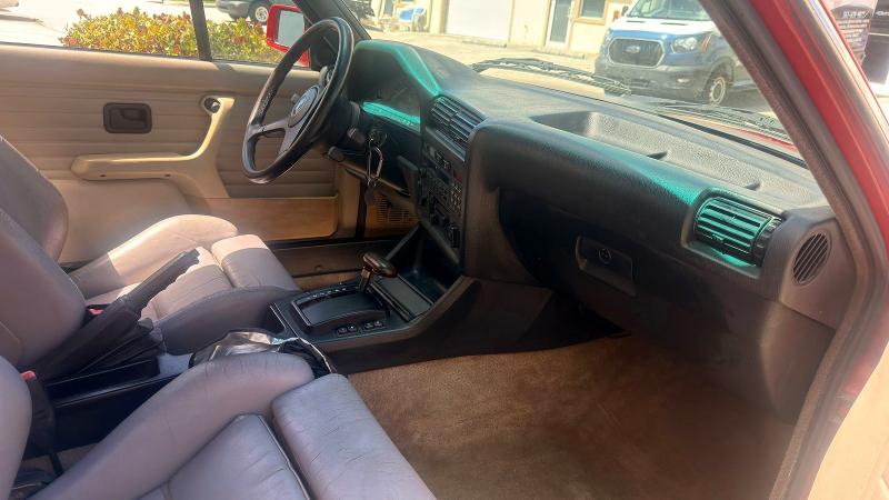 1987 Bmw 325 მანქანა იყიდება აუქციონზე, vin: WBABB2305H1942185, აუქციონის ნომერი: 50957126