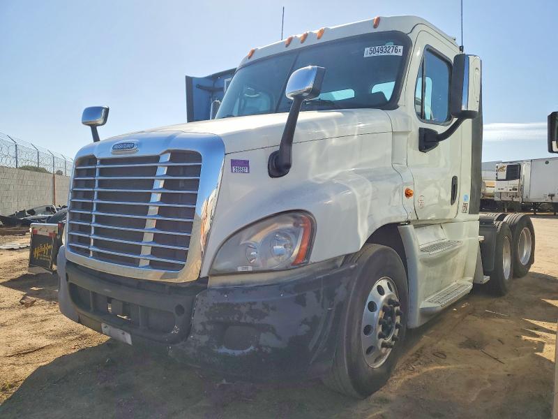Продажа на аукционе авто 2014 Freigliner Cascadia 125, vin: 3AKJGED51ESFX9721, номер лота: 50493276