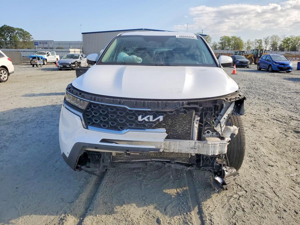 Продажа на аукционе авто 2022 Kia Sorento, vin: 5XYRG4LC4NG116447, номер лота: 48606956