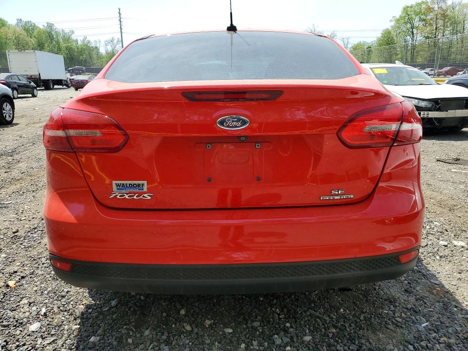 49720496 :رقم المزاد ، 1FADP3F2XGL402761 vin ، 2016 Ford Focus مزاد بيع