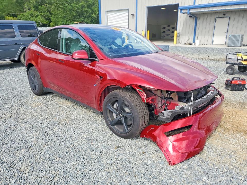 2026 Tesla Model Y მანქანა იყიდება აუქციონზე, vin: 7SAYGDED6TF550829, აუქციონის ნომერი: 51357856