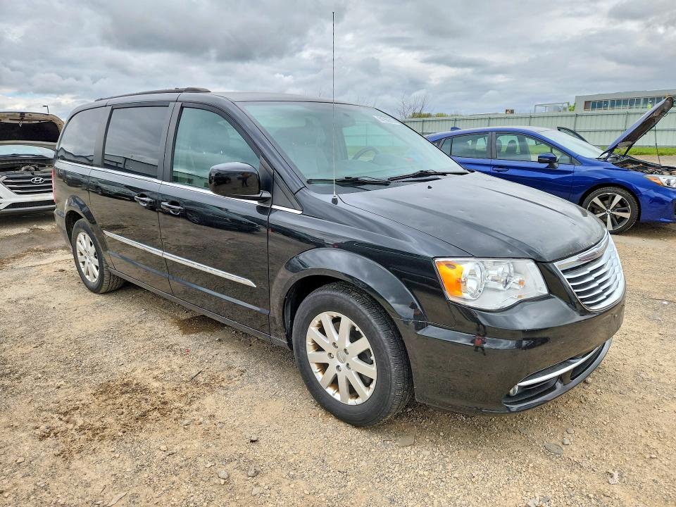 51768616 :رقم المزاد ، 2C4RC1BG7GR286878 vin ، 2016 Chrysler Town & Country مزاد بيع