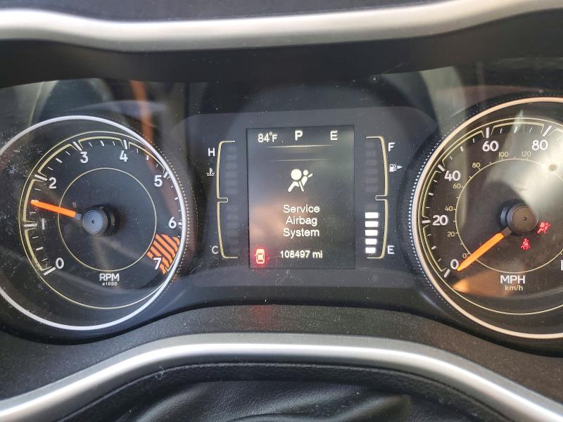 Продаж на аукціоні авто 2015 Jeep Cherokee, vin: 1C4PJLCB9FW612391, номер лоту: 50218536