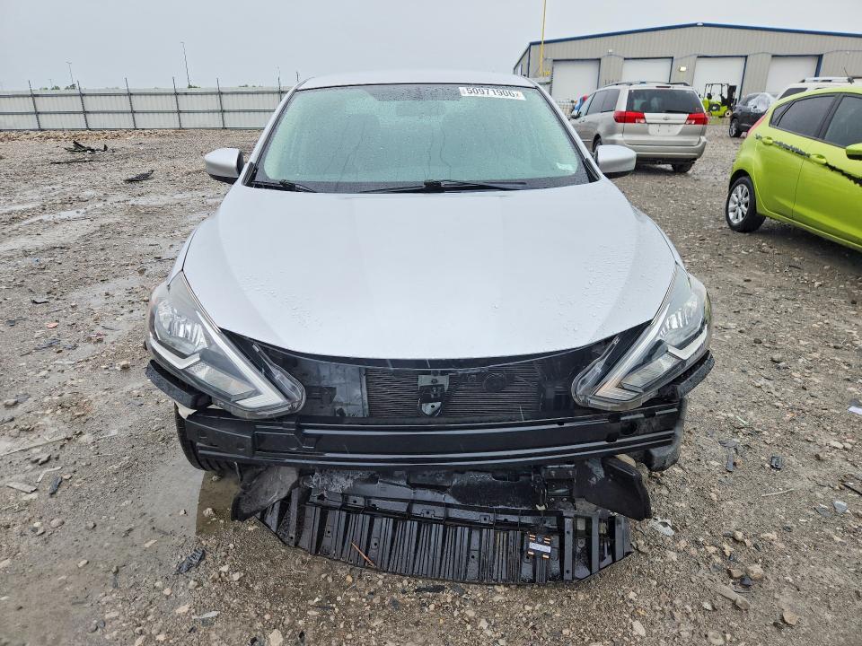 50971906 :رقم المزاد ، 3N1AB7AP7JY244256 vin ، 2018 Nissan Sentra مزاد بيع