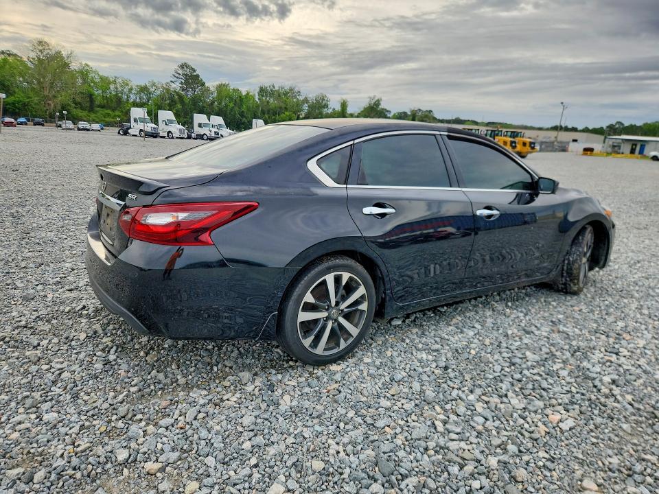 48707506 :رقم المزاد ، 1N4AL3AP3HC471326 vin ، 2017 Nissan Altima مزاد بيع