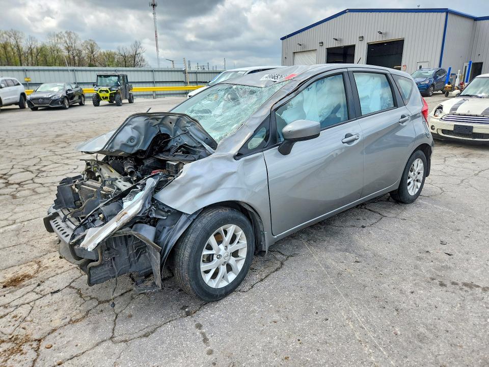 2015 Nissan Versa Note მანქანა იყიდება აუქციონზე, vin: 3N1CE2CP3FL426489, აუქციონის ნომერი: 49665386