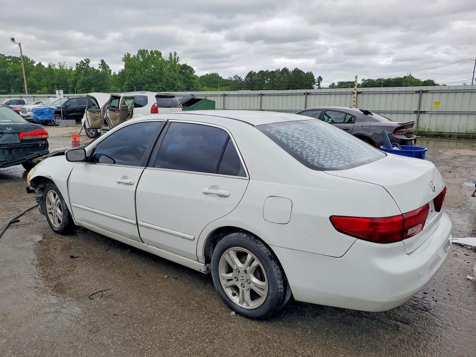 51826796 :رقم المزاد ، 1HGCM56435A078901 vin ، 2005 Honda Accord مزاد بيع