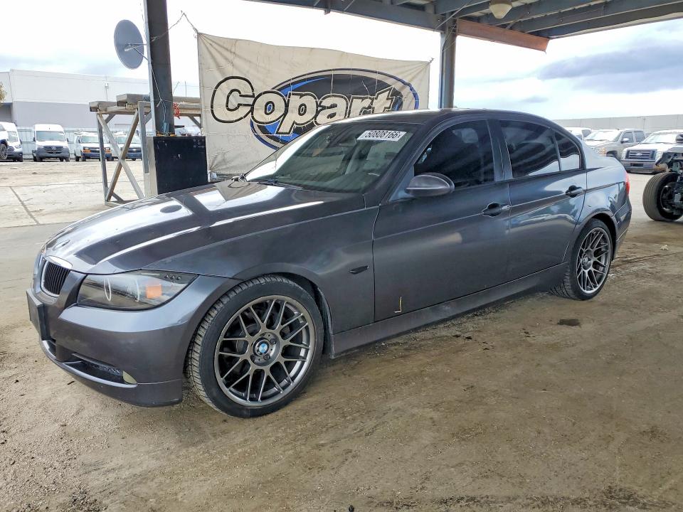 50808166 :رقم المزاد ، WBAVB135X6PT08321 vin ، 2006 Bmw 325 مزاد بيع