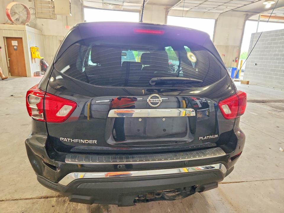 Продажа на аукционе авто 2017 Nissan Pathfinder, vin: 5N1DR2MN7HC624439, номер лота: 51677966