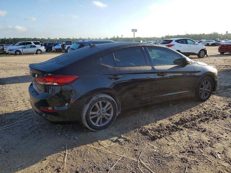 2017 Hyundai Elantra მანქანა იყიდება აუქციონზე, vin: 5NPD84LF4HH053803, აუქციონის ნომერი: 52184606