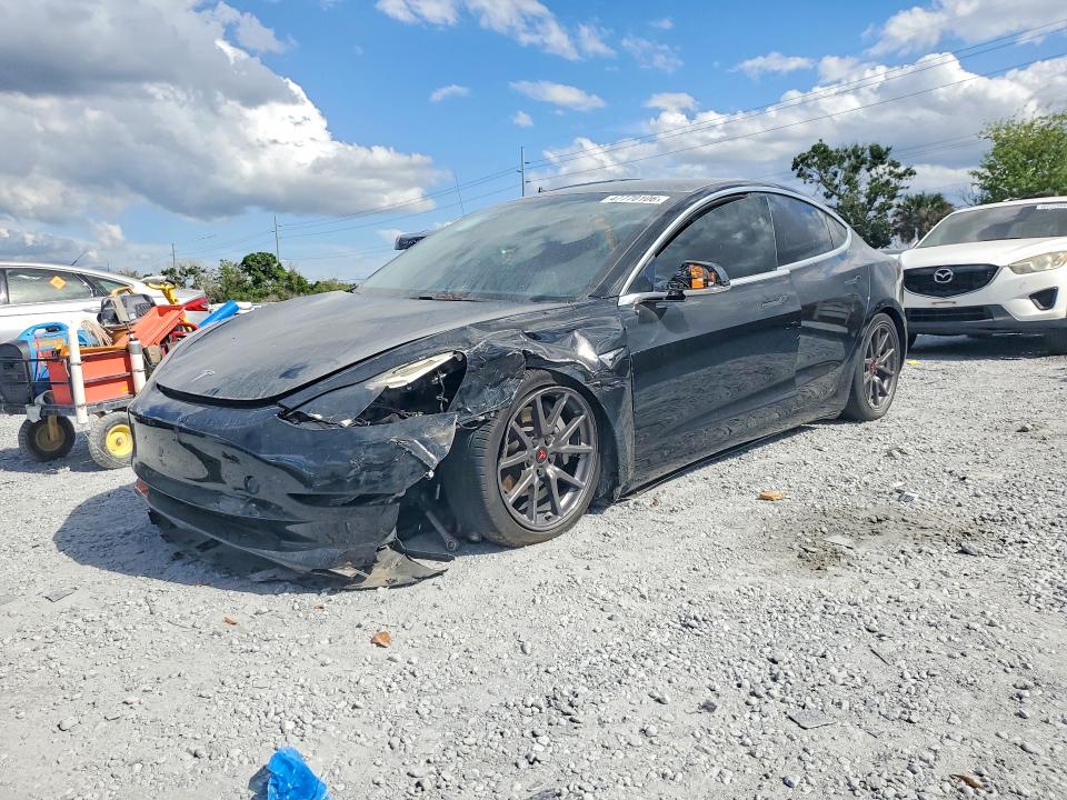 Продажа на аукционе авто 2019 Tesla Model 3, vin: 5YJ3E1EA5KF398834, номер лота: 47770106