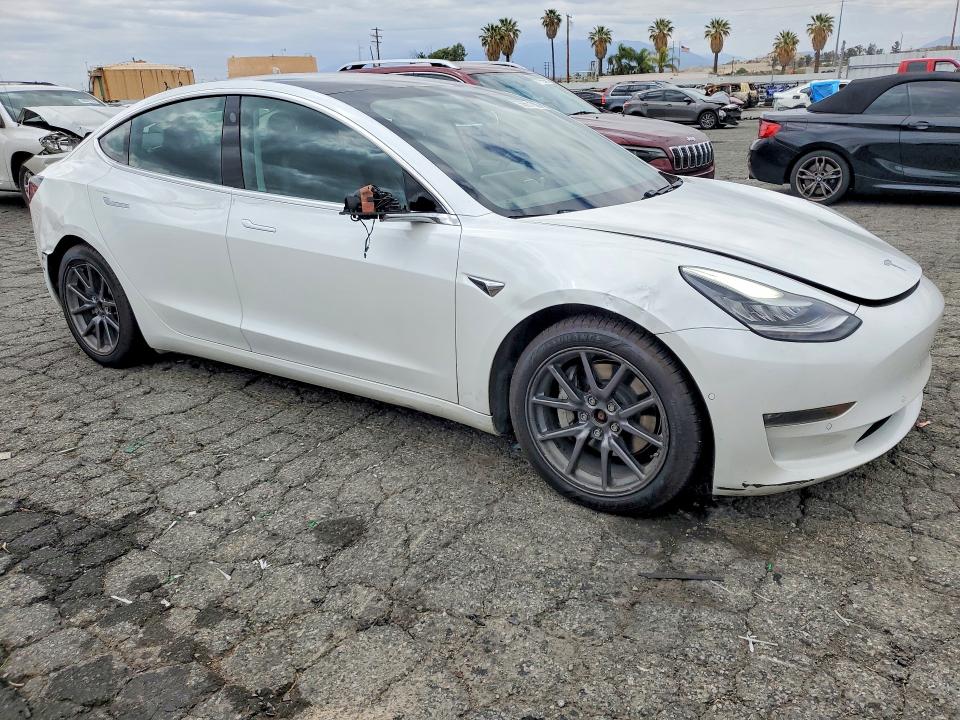 50661826 :رقم المزاد ، 5YJ3E1EB9LF800431 vin ، 2020 Tesla Model 3 مزاد بيع