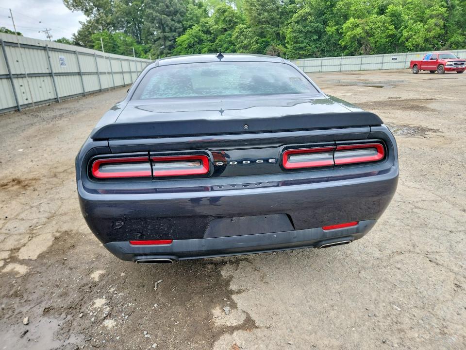 51170106 :رقم المزاد ، 2C3CDZAG5JH297270 vin ، 2018 Dodge Challenger مزاد بيع
