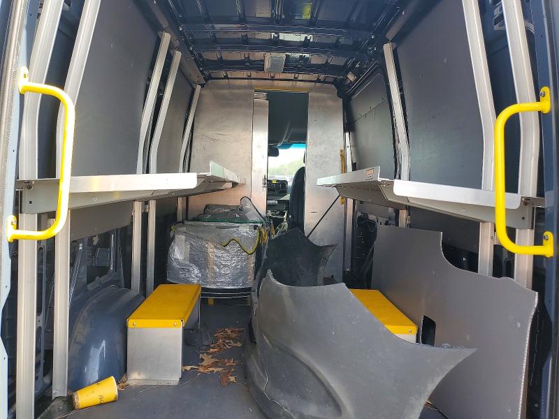 48874946 :رقم المزاد ، WD4PF0CDXKP086459 vin ، 2019 Mercedes Benz Sprinter مزاد بيع