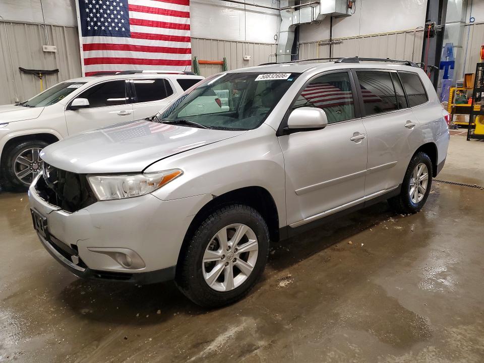 50832606 :رقم المزاد ، 5TDBK3EH1BS079021 vin ، 2011 Toyota Highlander مزاد بيع