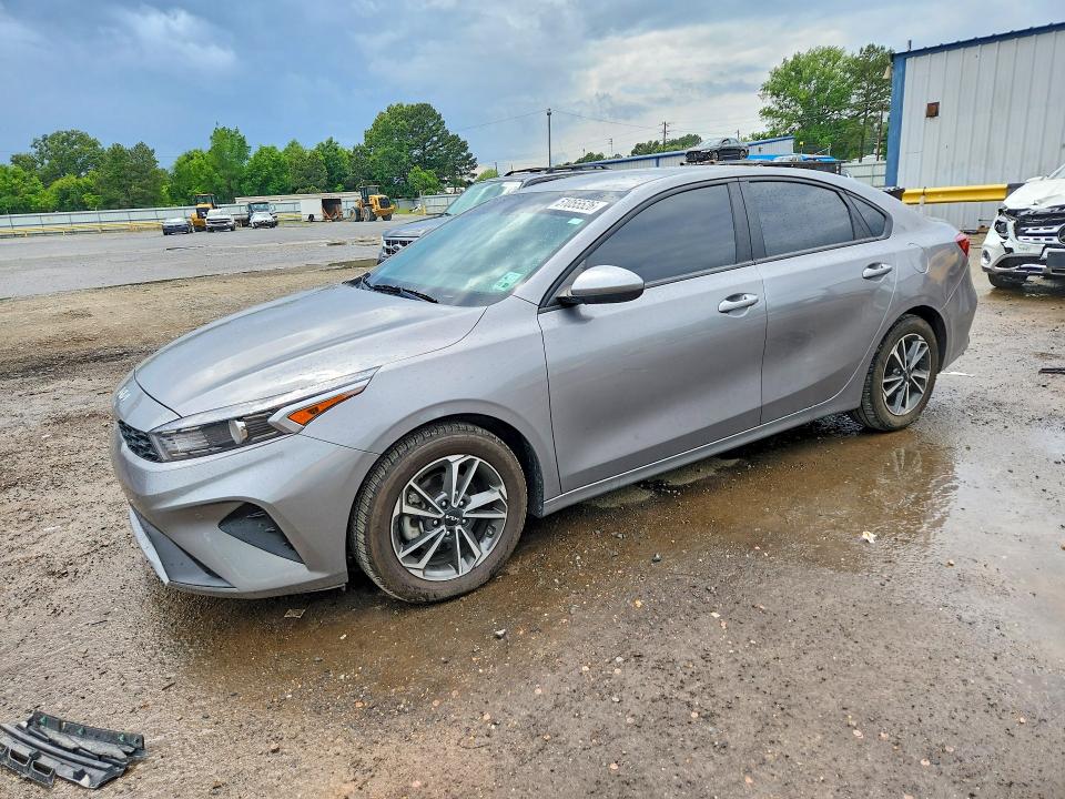 2023 Kia Forte მანქანა იყიდება აუქციონზე, vin: 3KPF24AD6PE668710, აუქციონის ნომერი: 51055526