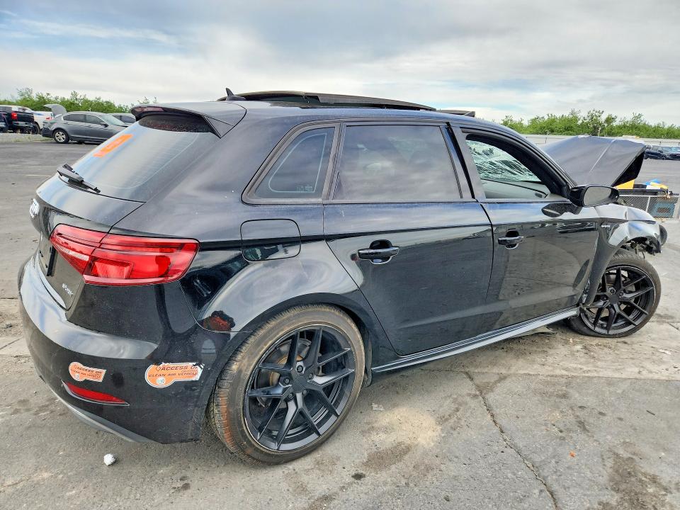 Aukcja sprzedaży 2017 Audi A3, vin: WAUUPBFF4HA047975, numer aukcji: 51210136