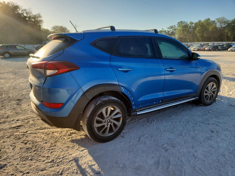 Продаж на аукціоні авто 2017 Hyundai Tucson, vin: KM8J33A20HU421715, номер лоту: 50222376