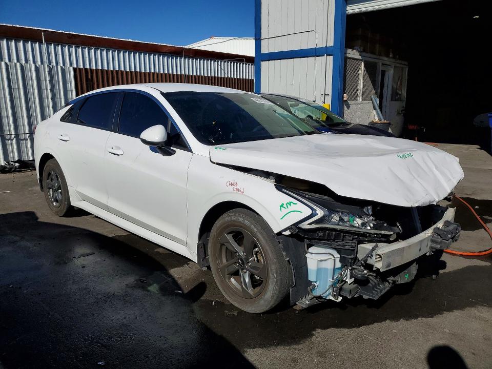 2022 Kia K5 მანქანა იყიდება აუქციონზე, vin: 5XXG24J28NG123549, აუქციონის ნომერი: 49676766