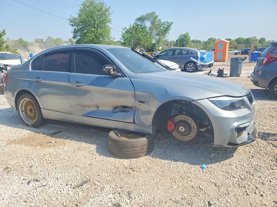 2006 Bmw 330 მანქანა იყიდება აუქციონზე, vin: WBAVB33506KR77495, აუქციონის ნომერი: 49676416