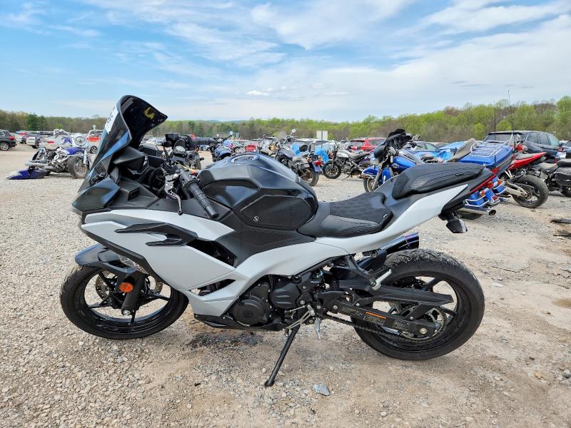 Продаж на аукціоні авто 2025 Kawasaki Ex500, vin: ML5EXGH11SDA40782, номер лоту: 49828246