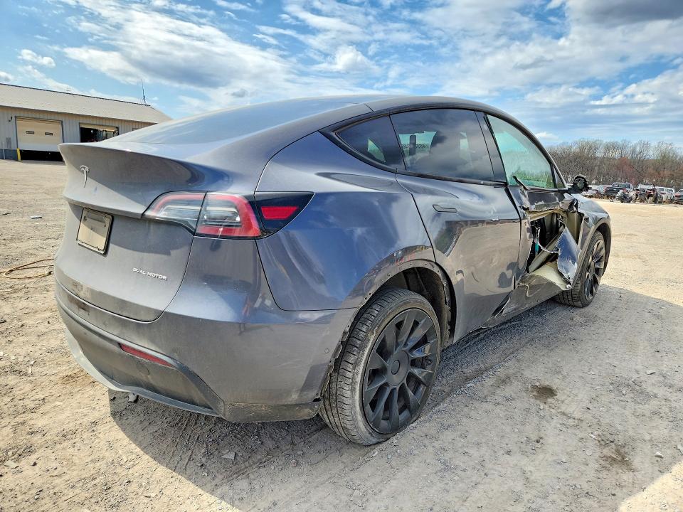 48501046 :رقم المزاد ، 7SAYGDEE1NF481608 vin ، 2022 Tesla Model Y مزاد بيع