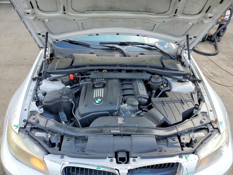 51799136 :رقم المزاد ، WBAPH7C59BE850638 vin ، 2011 Bmw 328 مزاد بيع