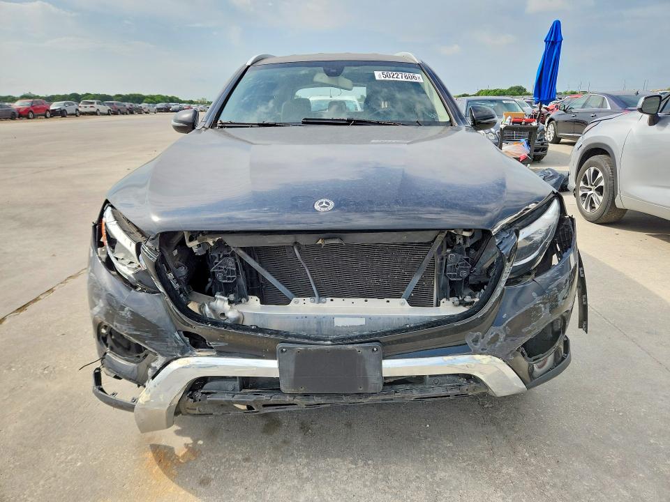 50227806 :رقم المزاد ، WDC0G4JB0JV062919 vin ، 2018 Mercedes-benz Glc مزاد بيع