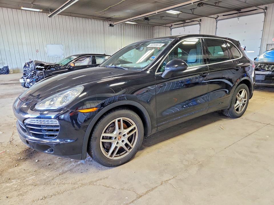 50395676 :رقم المزاد ، WP1AF2A24ELA30699 vin ، 2014 Porsche Cayenne مزاد بيع