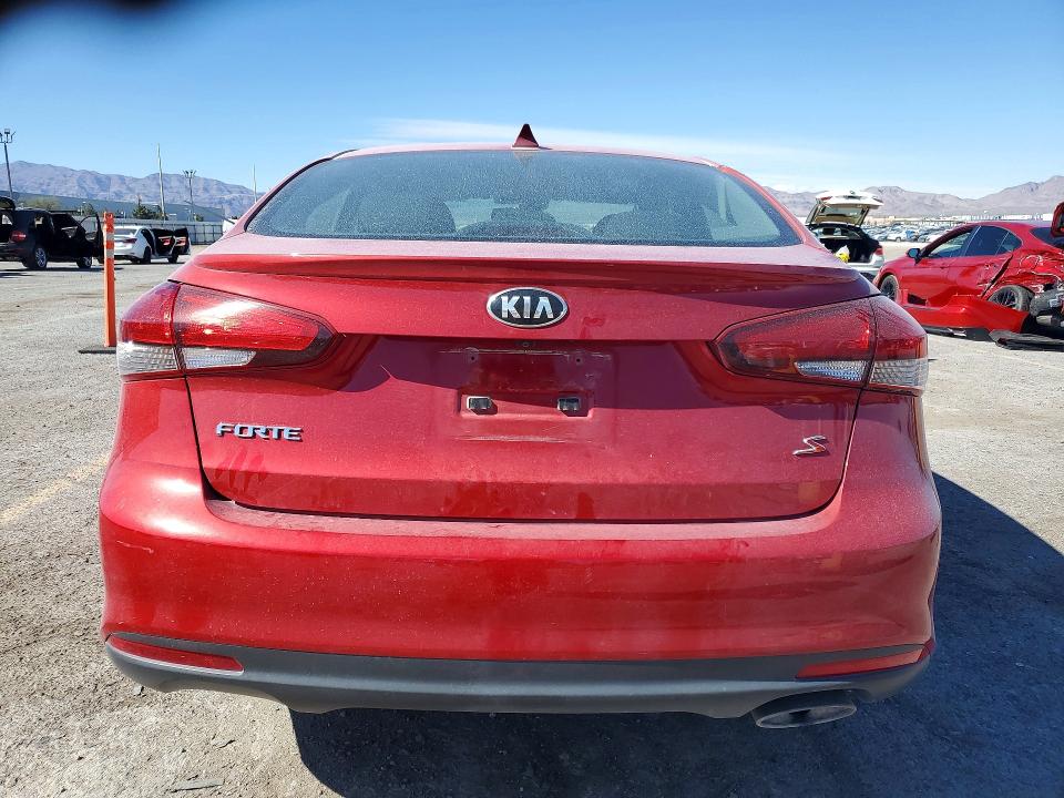 2017 Kia Forte მანქანა იყიდება აუქციონზე, vin: 3KPFL4A7XHE041856, აუქციონის ნომერი: 51005246