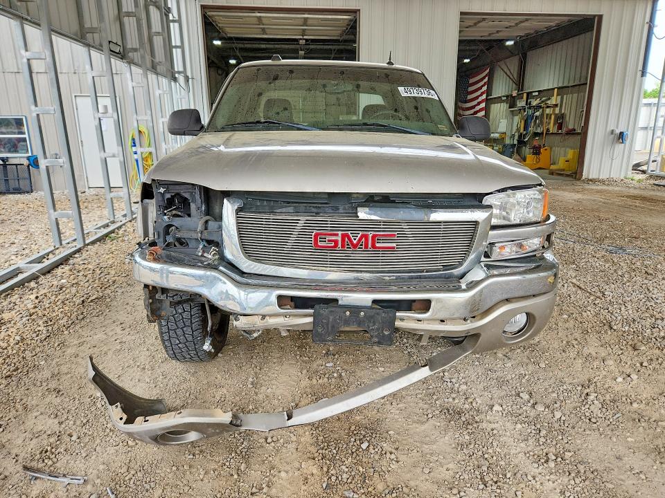 49739736 :رقم المزاد ، 2GTEK13T041370791 vin ، 2004 Gmc New Sierra مزاد بيع
